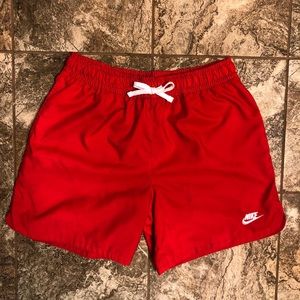 Medium Nike Men's Sportswear Sport Essentials Woven Lined Flow Shorts